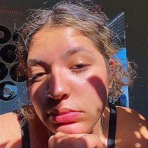 Meet your Posher, Mia